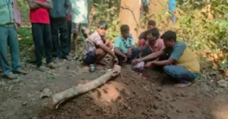 ക്രിസ്തുമതം സ്വീകരിച്ചു; ഛത്തീസ്ഗഡില്‍ ഒന്നര ദിവസത്തിലേറെ മൃതദേഹം സംസ്‌കരിക്കാന്‍ അനുവദിക്കാതെ ഹിന്ദുത്വര്‍