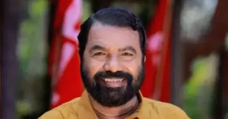 ഹലോ... വിദ്യാഭ്യാസ മന്ത്രിയല്ലെ... അവധിക്കാലത്ത് ക്ലാസെടുക്കുന്നുണ്ട്; പരാതിയുമായി സ്‌കൂള്‍ വിദ്യാര്‍ത്ഥി