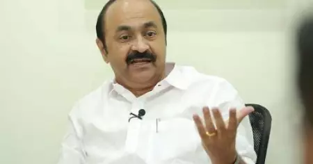 കേരളത്തിൽ ഒരു തീപ്പൊരി വീഴാൻ കാത്തിരിക്കുന്നവർക്ക് സി.പി.ഐ.എം തീപ്പന്തം എറിഞ്ഞുകൊടുക്കുന്നു: വി.ഡി സതീശൻ
