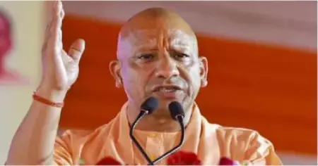 'നുഴഞ്ഞു കയറ്റക്കാര്‍ക്കെതിരെ ജാഗ്രത പാലിക്കണം' ജോലിക്കായ് നിയമിക്കുന്നവരുടെ ഐഡന്റിറ്റി പരിശോധിക്കണം: യോഗി ആദിത്യ നാഥ്