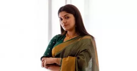 എനിക്ക് സിനിമയില്‍ പ്രിവിലേജുണ്ട്; സഹപ്രവര്‍ത്തകര്‍ക്കുണ്ടായ അനുഭവങ്ങളില്‍ കുറ്റം ബോധം തോന്നാറുണ്ട്: അപര്‍ണ ബാലമുരളി