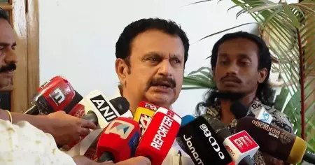 പാർട്ടിക്കകത്ത് നിന്ന് പണിതരുന്നവരുണ്ട്; തൃശൂരിൽ തോൽക്കാൻ കാരണമത്; തെരഞ്ഞെടുപ്പിൽ മത്സരിക്കാനില്ലെന്നും കെ. മുരളീധരൻ
