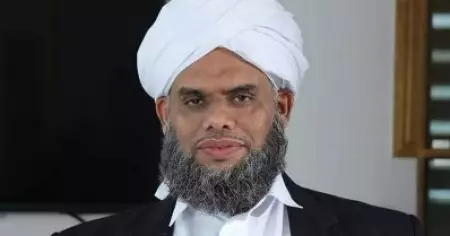 സമുദായങ്ങൾക്ക് സ്ഥാപനങ്ങൾ നൽകിയതിൽ സർക്കാർ ധവളപത്രമിറക്കണം; വെള്ളാപ്പള്ളിക്ക് മറുപടി നൽകേണ്ടത്  രാഷ്ട്രീയപാർട്ടികൾ: ഖലീൽ ബുഖാരി തങ്ങൾ