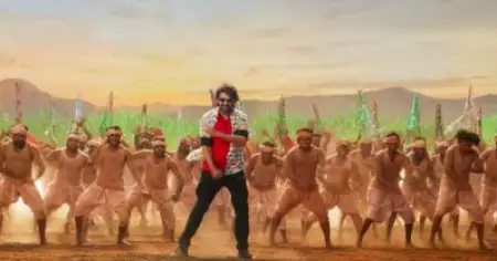 ഇതെന്താ പ്രഭാസിന്റെ കട്ടൗട്ട് കൊണ്ടുവെച്ചതോ? രാജാസാബ് വീഡിയോ സോങ്ങിനെ കീറിമുറിച്ച് സോഷ്യല്‍ മീഡിയ