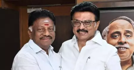 മുൻ തമിഴ്‌നാട് മുഖ്യമന്ത്രിയും എ.ഐ.എ.ഡി.എം.കെ നേതാവുമായ ഓ. പനീർസെൽവം ഡി.എം.കെയിൽ ചേർന്നു
