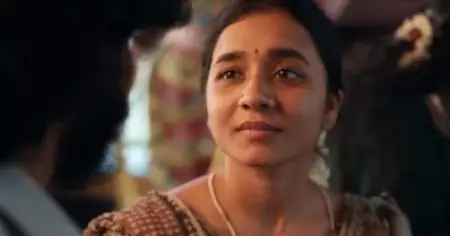 ഫെയ്ക്കാണെന്ന് കരുതിയ ആ മെസേജ് ജീവിതം മാറ്റി; തമിഴില്‍ അഭിനയിക്കാന്‍ കഴിഞ്ഞത്  ഭാഗ്യം: അനിഷ്മ അനില്‍കുമാര്‍
