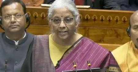 കാന്‍സര്‍, പ്രമേഹ മരുന്നുകളുടെ വില കുറയും; മൂന്ന് ആയുര്‍വേദ എയിംസ് സ്ഥാപിക്കും; ബയോഫാര്‍മ ഹബ്ബ് സൃഷ്ടിക്കും: ധനമന്ത്രി