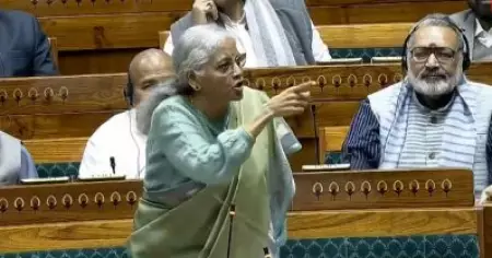 കശുവണ്ടി, ചന്ദനം, നാളികേര വികസന പദ്ധതികള്‍; ഇതൊക്കെ കേരളത്തിന് ലഭിച്ചില്ലേ? വിമര്‍ശനങ്ങളോട് കേന്ദ്ര ധനമന്ത്രി
