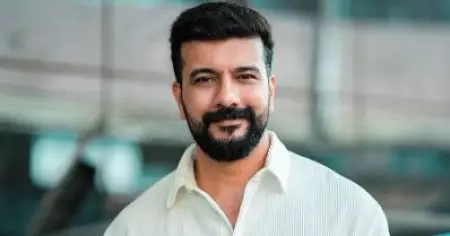 ഒരു കിണയും അറിയാത്തവന്മാര്‍ എന്ത് കണ്ടിട്ടാണ് നമ്മളെ മോട്ടിവേറ്റ് ചെയ്യുന്നതെന്നറിയില്ല: രമേഷ് പിഷാരടി