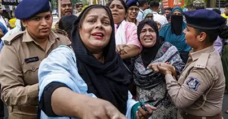 പ്രതിപക്ഷ പ്രതിഷേധങ്ങള്‍ക്കിടയിലും ഏകീകൃത സിവില്‍ കോഡ് ബില്ല് പാസാക്കി ഗുജറാത്ത്‌ നിയമസഭ