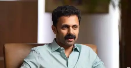 പ്രായം കുറച്ച് കാണിക്കാന്‍ വേണ്ടി പ്രത്യേകിച്ച് ഒന്നും ചെയ്യാറില്ല, ഇപ്പോഴും പഴയതുപോലെ നില്‍ക്കുന്നതിന്റെ കാരണം അറിയില്ല: വിനീത് കുമാര്‍