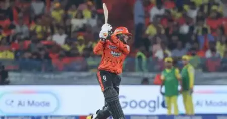 ചെന്നൈയെ പഞ്ഞിക്കിട്ട ഇന്നിങ്സ്; സ്വന്തം റെക്കോഡ് തിരുത്തി അഭിഷേക്