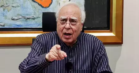 'സര്‍ നിങ്ങള്‍ പറയുന്നതെല്ലാം ചെയ്യാം'; എസ്.ഐ.ആറില്‍ തെരഞ്ഞെടുപ്പ് കമ്മീഷനെ വിമര്‍ശിച്ച് കപില്‍ സിബല്‍