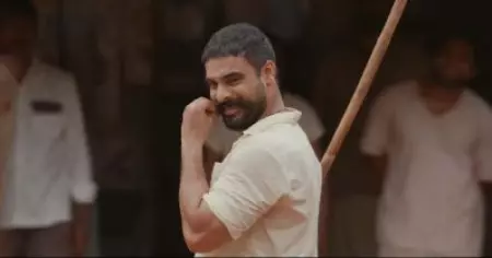 പക്കാ നാടക ടൈപ്പ് പടം, 25 കൊല്ലം മുമ്പായിരുന്നെങ്കില്‍ ഹിറ്റായേനെ; ഒ.ടി.ടിയിലെത്തിയതും പള്ളിച്ചട്ടമ്പിയെ കീറിമുറിച്ച് സോഷ്യല്‍ മീഡിയ