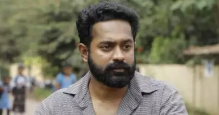 ഹിന്ദി പറഞ്ഞാല്‍ വാല് മുറിയും എന്ന് മനസിലായി, അതുകൊണ്ട് അയാളുടെ ബില്ല് കൂടെ കൊടുത്തു: ആസിഫ് അലി