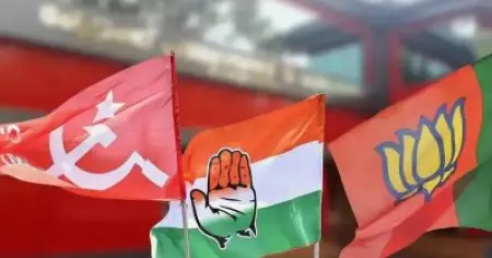 ആദ്യ മണിക്കൂറില്‍ യു.ഡി.എഫിന് മുന്‍തൂക്കം; യു.ഡി.എഫ് 88, എല്‍.ഡി.എഫ് 49