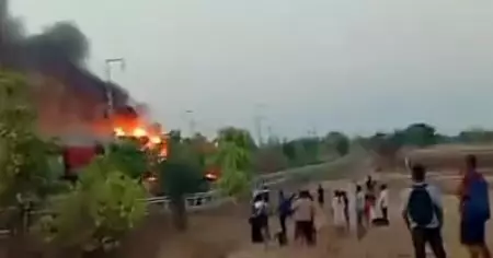 തിരുവനന്തപുരത്ത് നിന്നും ദല്‍ഹിയിലേക്ക് പുറപ്പെട്ട രാജധാനി എക്‌സ്പ്രസിന് തീപിടിച്ചു; അപകടം രാജസ്ഥാനിലെ കോട്ടയില്‍