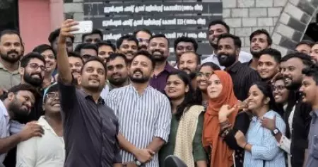 കള്ളക്കേസുകളിലകപ്പെട്ട പ്രവര്‍ത്തകര്‍ക്കുള്ള മോചനം കൂടിയാകും ഭരണമാറ്റം; രാഹുല്‍ മാങ്കൂട്ടത്തിലിനൊപ്പമുള്ള സെല്‍ഫി പങ്കുവെച്ച് ഫാത്തിമ തഹ്‌ലിയയും പി.കെ. ഫിറോസും