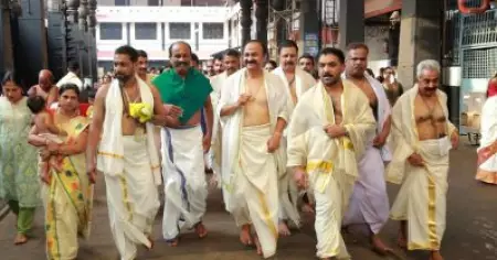 മുഖ്യമന്ത്രിയുടെ ഗുരുവായൂര്‍ സന്ദര്‍ശനത്തില്‍ ആചാരലംഘനമെന്ന് പരാതി; അന്വേഷിക്കുമെന്ന് ദേവസ്വം ചെയര്‍മാന്‍
