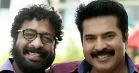 കാലിലെ നഖം വളര്‍ന്നത് വരെ മമ്മൂക്ക ശ്രദ്ധിക്കും; താരത്തെ കുറിച്ചുള്ള അനുഭവം പങ്കുവെച്ച് ഹരിശ്രീ അശോകന്‍