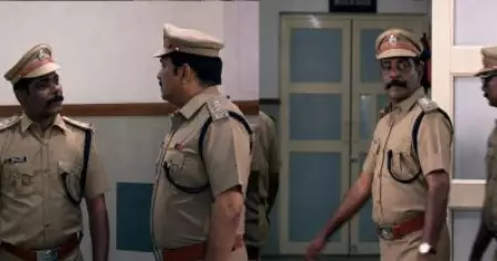 ഇങ്ങനെയൊക്കെയാണെങ്കിലെന്താ, അഭിനയത്തില്‍ ആന്റണി മെച്ചപ്പെട്ടു; ഇന്‍സ്പെക്ടറായിട്ട് പ്രൊമോഷനും വാങ്ങി!