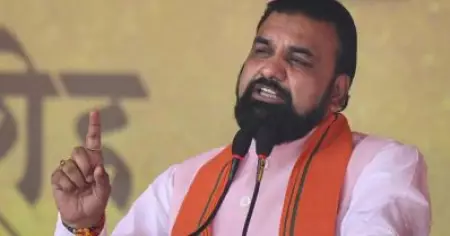 ബീഹാറിലെ കോളേജുകളില്‍ രാത്രി എട്ട് മണിവരെ ക്ലാസുകള്‍; ഇതര സംസ്ഥാനങ്ങളിലേക്ക്‌ പോവുന്നത്‌ തടയാനെന്ന്‌ സാമ്രാട്ട് ചൗധരി