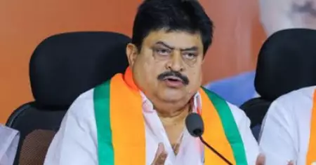 ബി.ജെ.പി ഓഫീസുകള്‍ വെറും കോണ്‍ക്രീറ്റ്‌ കെട്ടിടങ്ങളല്ല; പാര്‍ട്ടി പ്രവര്‍ത്തകര്‍ക്കുള്ള ക്ഷേത്രം: ബി.ജെ.പി തെലങ്കാന പ്രസിഡന്റ്‌