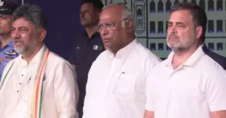 സതീശന് പിന്നാലെ വന്ദേമാതരം പൂര്‍ണമായി ചൊല്ലി ശിവകുമാറും; രാഹുല്‍ ഗാന്ധിയുടെ സാന്നിധ്യത്തില്‍ സത്യപ്രതിജ്ഞ