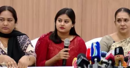 ഞാന്‍ മാപ്പെഴുതി കൊടുക്കണമെന്ന് ടിനി ടോം അറിയിച്ചതായി രമേഷ് പിഷാരടി പറഞ്ഞു; പരാതിക്കാരി മാപ്പെഴുതാന്‍ ഇതെന്താ വെള്ളരിക്കാപ്പട്ടണമോ: അന്‍സിബ