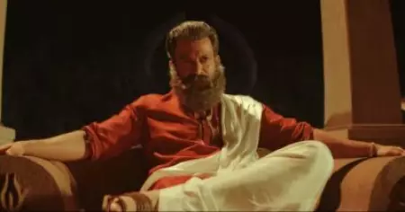 പൃഥ്വിക്ക് എല്ലാ സിനിമകളെക്കുറിച്ചും അറിയാം, സ്വന്തം സിനിമയിലെ വിഗ്ഗിനെക്കുറിച്ച് മാത്രം അറിയില്ല; കുഞ്ഞമ്പു നമ്പ്യാരെ എയറിലാക്കി ട്രോളന്മാര്‍