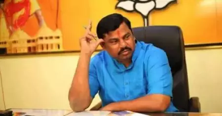ഹിന്ദുക്കള്‍ അയോധ്യയിലെ തര്‍ക്കത്തില്‍ സമയം കളയാതിരിക്കൂ; കാശിയിലും മഥുരയിലും ക്ഷേത്രം പണിയുന്നതില്‍ ശ്രദ്ധ കേന്ദ്രീകരിക്കൂ: ടി. രാജാസിങ്