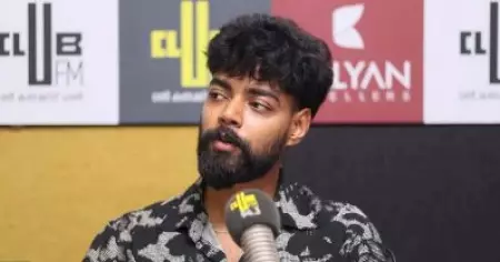 ക്രിസ്മസ് പോലുള്ള സീസണില്‍ മലയാള സിനിമ റിലീസ് ചെയ്യാതിരിക്കുന്നതാണ് നല്ലത്, ഓവര്‍സീസില്‍ വലിയ നഷ്ടമായിരിക്കും; ആശിഷ് ജോ ആന്റണി