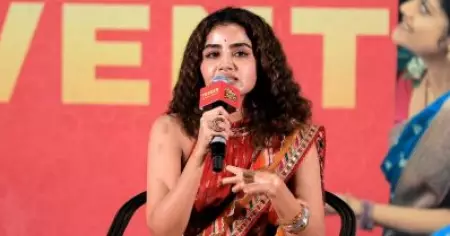 അത് എന്റെ സോഷ്യല്‍ മീഡിയ അക്കൗണ്ടാണ്, എന്ത് പോസ്റ്റ് ചെയ്യണമെന്ന് ഞാന്‍ തീരുമാനിക്കും: അനുപമ പരമേശ്വരന്‍