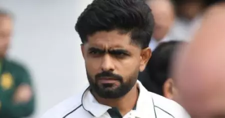 ടെസ്റ്റ് കളിക്കാനുള്ള നിലവാരം പാകിസ്ഥാനില്ല, രണ്ടാം നിര കൗണ്ടി ടീമിന് തുല്യം; ആഞ്ഞടിച്ച് വോണ്‍