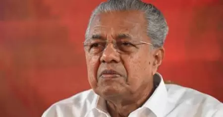 'ഈ കൈകൾ ഇപ്പോഴും ശുദ്ധമാണ്'; 'മനോരമ വാർത്തകൾ നുണ': രൂക്ഷവിമർശനവുമായി പിണറായി വിജയൻ