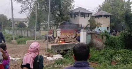 മണിപ്പൂരില്‍ വീണ്ടും വെടിവെപ്പ്: 15 വയസുള്ള കുട്ടി കൊല്ലപ്പെട്ടു