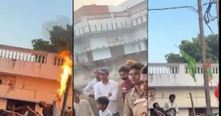 ഉത്തര്‍പ്രദേശില്‍ ദുര്‍ഗാ നിമജ്ജന ഘോഷയാത്രക്കിടെ ഹിന്ദുത്വ അതിക്രമം: പള്ളിക്ക് പുറത്തെ പതാക കത്തിച്ചു