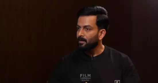 തമിഴില്‍ സ്റ്റേറ്റ് അവാര്‍ഡ്, തെലുങ്കില്‍ ബ്ലോക്ക്ബസ്റ്റര്‍, പക്ഷേ ഹിന്ദിയില്‍ മാത്രം കൈവെച്ചതെല്ലാം ഫ്‌ളോപ്പ്... ചര്‍ച്ചയായി പൃഥ്വിയുടെ ബോളിവുഡ് സിനിമകള്‍