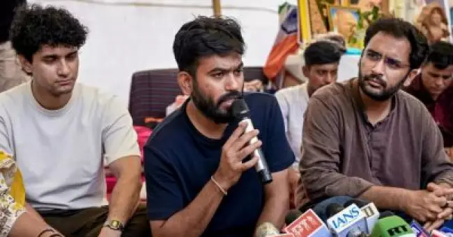 മുംബൈക്ക് ശേഷം മറ്റ് നഗരങ്ങളിലേക്കും പ്രക്ഷോഭം വ്യാപിപ്പിക്കും; ഗ്യാനേഷ് രാജിവെക്കാതെ പിന്‍മാറില്ലെന്ന് സി.ജെ.പി