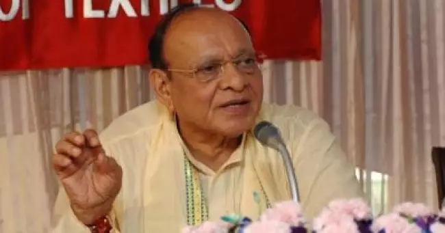 'പട്ടേല്‍, ബനിയ, ബ്രാഹ്‌മണ വിഭാഗക്കാര്‍ മാലിന്യം നീക്കാന്‍ തയ്യാറായാല്‍ മാസം 50,000 രൂപ'; വിവാദ പരാമര്‍ശത്തില്‍ മാപ്പ് പറയില്ലെന്ന് മുന്‍ ഗുജറാത്ത് മുഖ്യമന്ത്രി