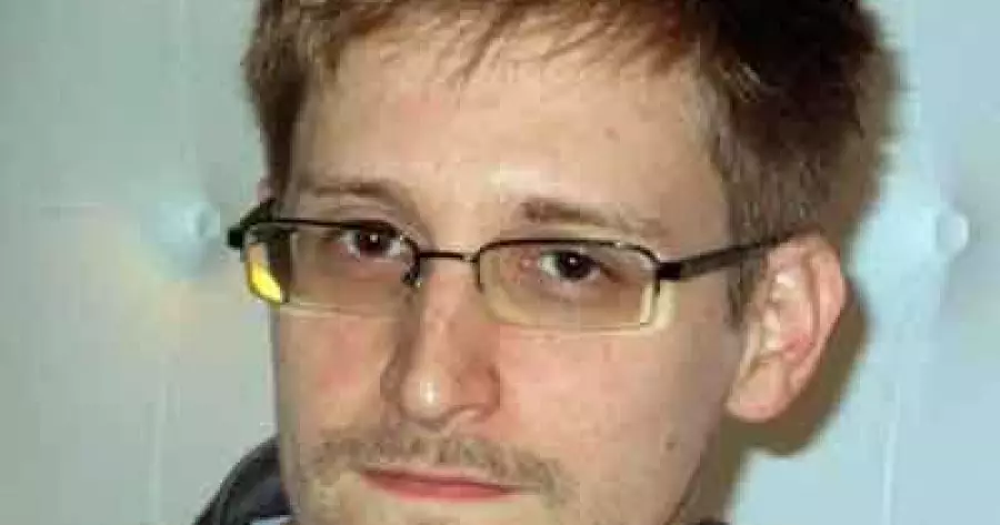 ?php echo $post['title']; ?>