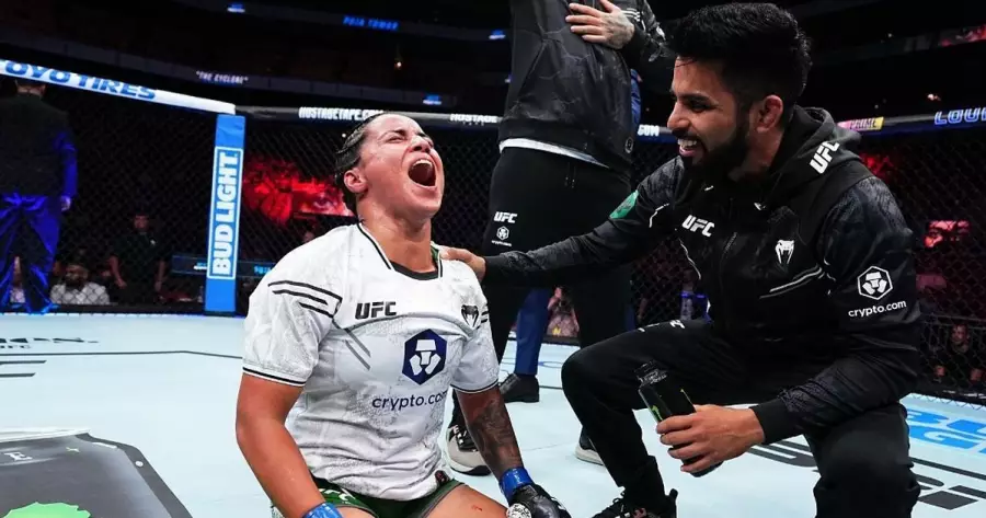 ?php echo $post['title']; ?>