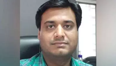 ബംഗാളില്‍ ഇ.വി.എമ്മിന്റെ ചുമതലയുള്ള ഉദ്യോഗസ്ഥനെ കാണാതായി