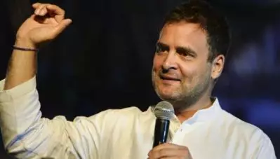 കാവല്‍ക്കാരന്‍ മോഷ്ടിച്ചെന്ന് കോടതി ഉത്തരവ് വ്യക്തമാക്കുന്നു: ഇനിയെങ്കിലും റഫാലില്‍ സംവാദത്തിന് തയ്യാറുണ്ടോ? മോദിയെ വെല്ലുവിളിച്ച് രാഹുല്‍