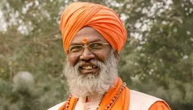 സന്ന്യാസിയാണെന്ന് അവകാശപ്പെടുന്ന സാക്ഷി മഹാരാജിനെതിരെയുള്ളത് 34 ക്രിമിനല്‍ കേസുകള്‍