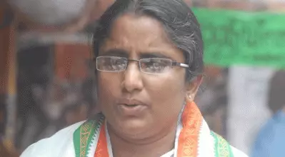 ‘വളരെ ചെറുപ്പം മുതലേ എന്നെ അറിയുന്ന വ്യക്തിയാണ് അദ്ദേഹം’ ; ജി. സുധാകരന്റെ ‘ പൂതന’ പ്രസ്താവനയില്‍ ഷാനിമോള്‍