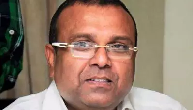 തുഷാര്‍ വെള്ളാപ്പള്ളിയുടെ പ്രചാരണത്തിനായി സ്മൃതി ഇറാനി വയനാട്ടിലെത്തും: വരുന്നത് പ്രിയങ്ക ഗാന്ധി വരുന്ന അതേദിവസം