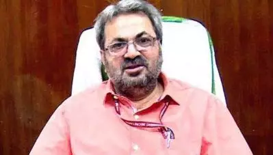 പെരുമാറ്റച്ചട്ടലംഘനങ്ങളില്‍ ഉടന്‍ നടപടി; ടിക്കാറാം മീണയ്ക്ക് കേന്ദ്ര തെരഞ്ഞെടുപ്പ് കമ്മീഷന്റെ പ്രശംസ