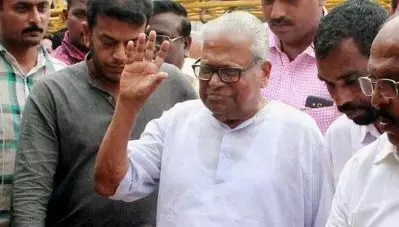 ‘രാജ്യം ഭരിക്കുന്നത് ആലിബാബയും 41 കള്ളന്മാരും’: വി.എസ്. അച്യുതാനന്ദൻ