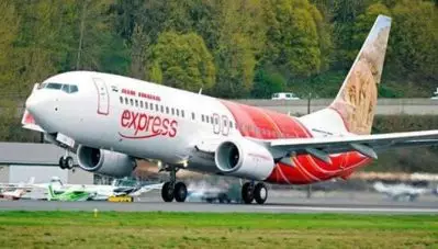 ‘ജനറേഷന്‍ ഗ്യാപ്പും ഈഗോയും’; കൊച്ചിയില്‍ എയര്‍ ഇന്ത്യ വിമാനം കാനയില്‍ കുടുങ്ങിയതിന്റെ കാരണം കണ്ടെത്തി